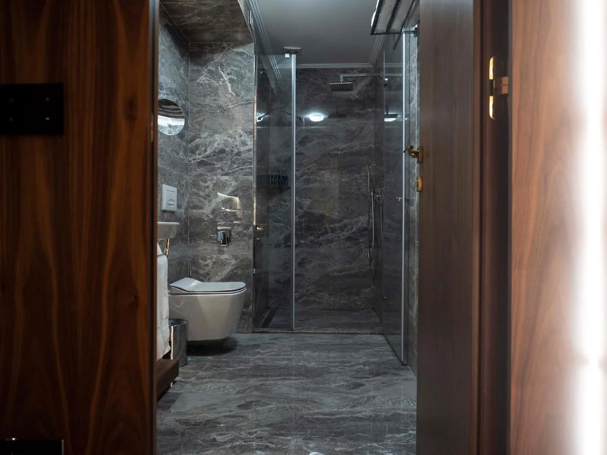 Linze Select Hill Resort אלבניה