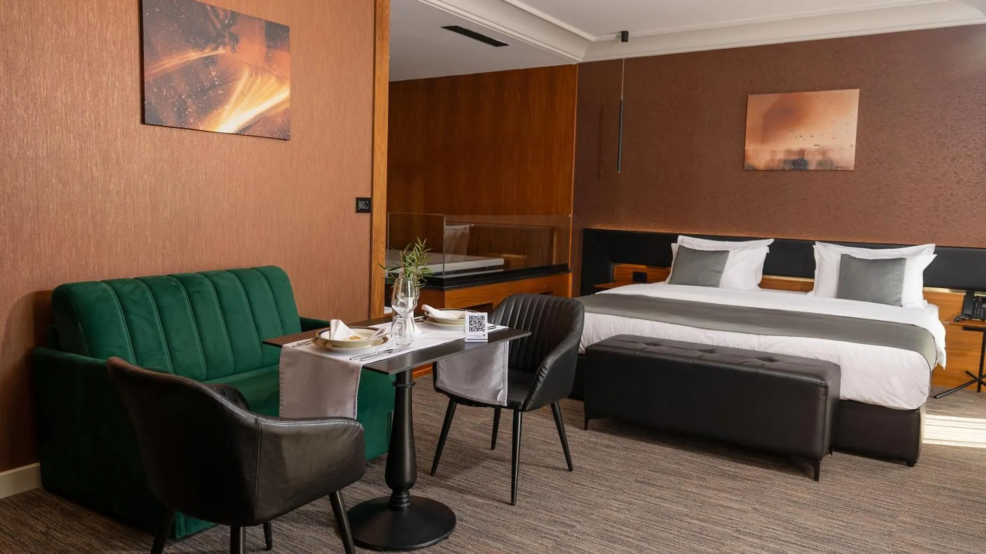 Linze Select Hill Resort